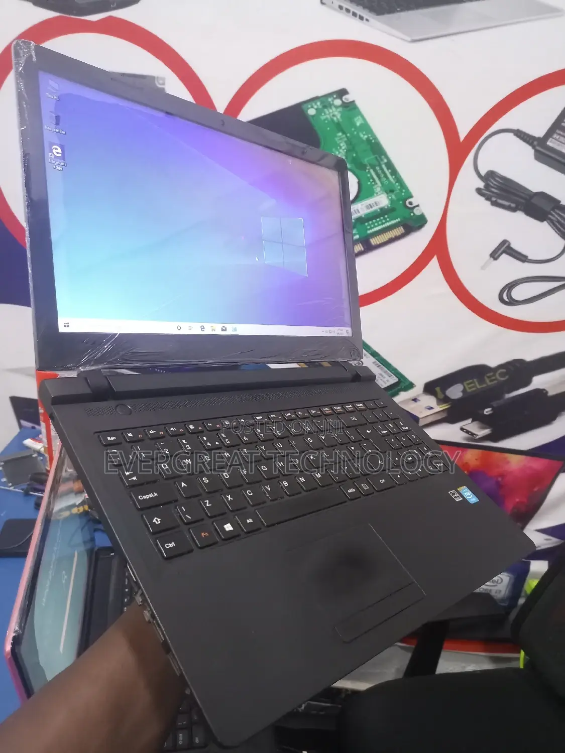 Laptop Lenovo Ideapad 3 4GB Intel Celeron HDD 320GB