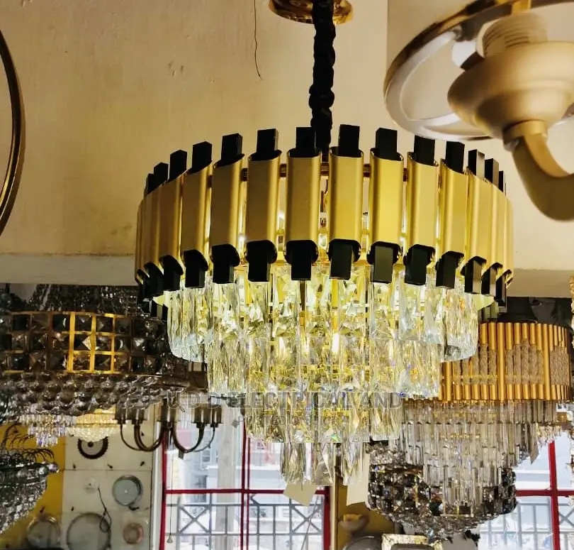 Crystal Chandelier Light Very Beautiful
