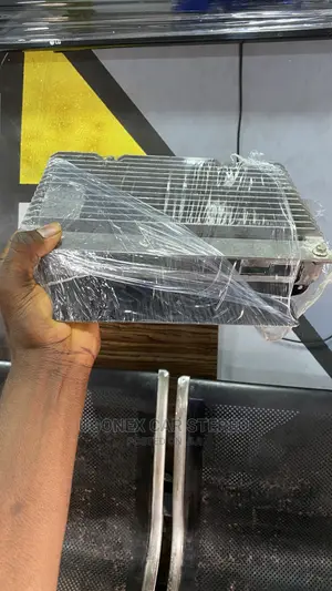 2005-10 Range Rover Factory Amplifier