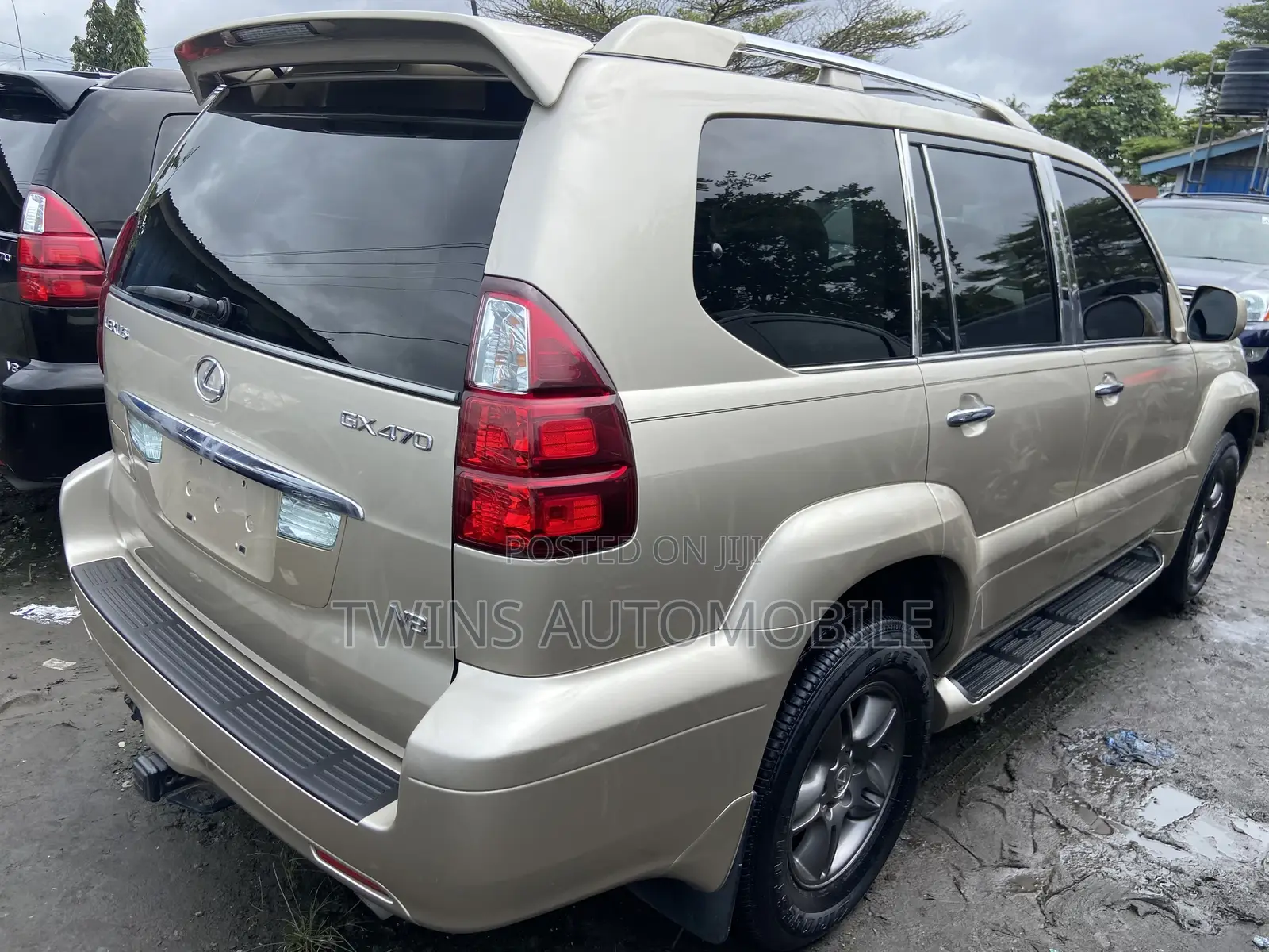 Lexus GX 2009 Gold