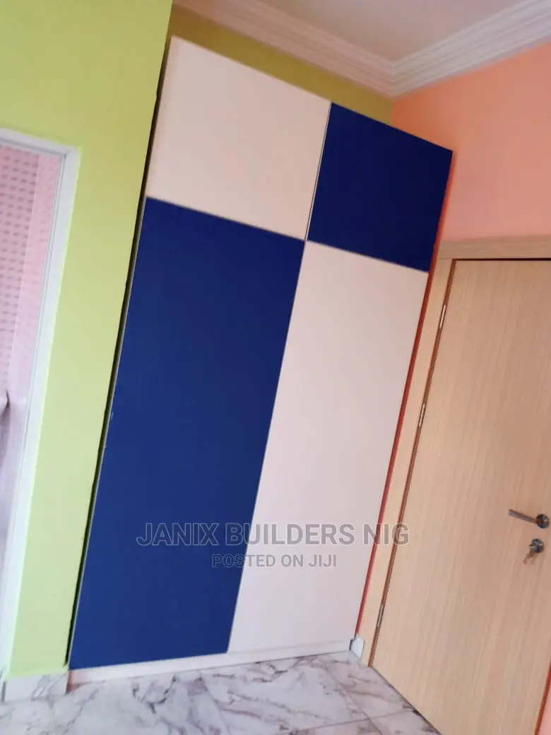 Furnitures