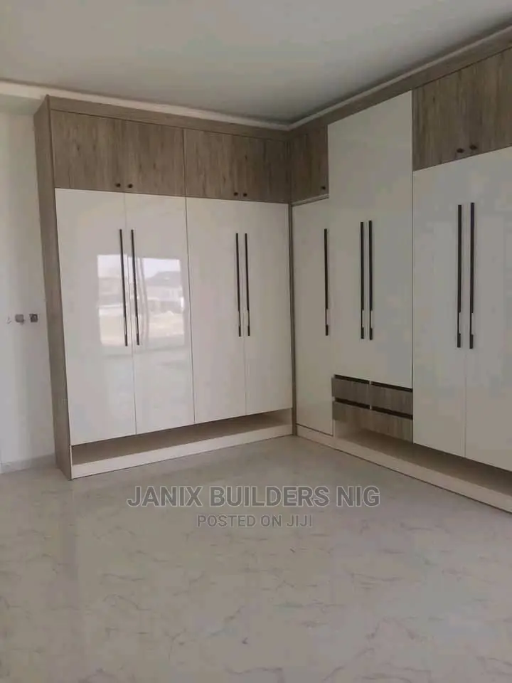 Furnitures