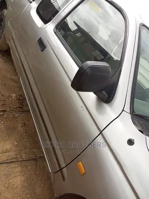 Toyota Hilux 2002 Gray