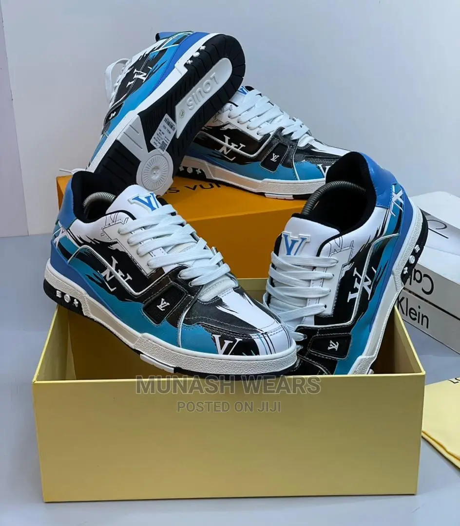 Louis Vuitton Sneakers