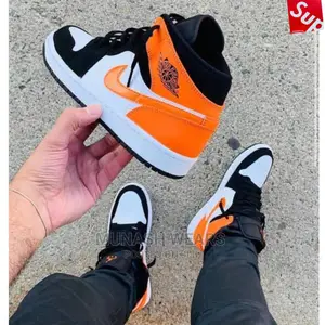 Nike Sneakers