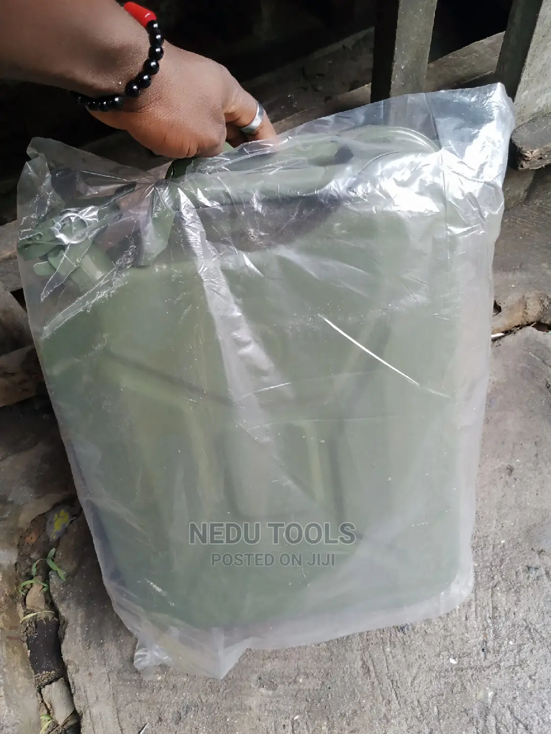 20litres Amry Jere Can