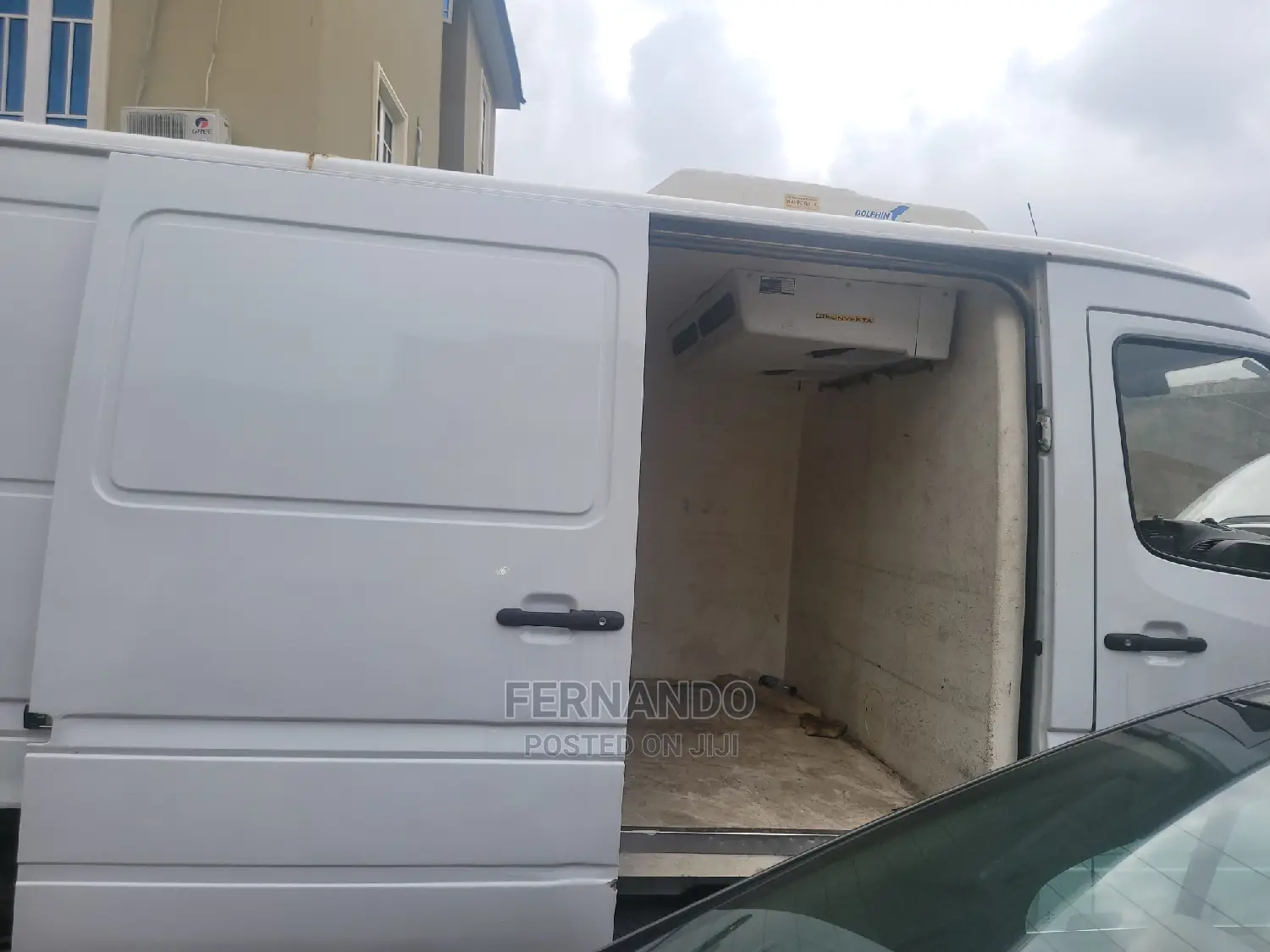 Cooling Van for RENT