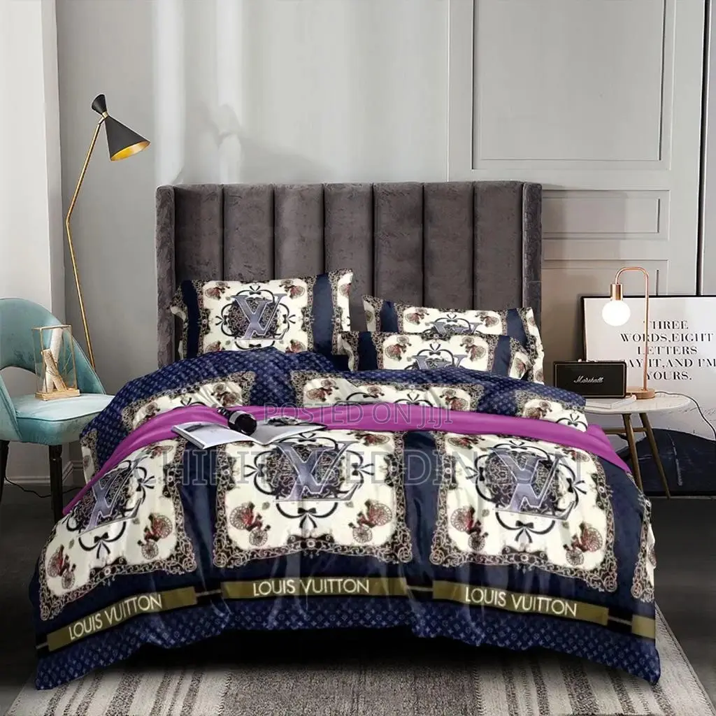 Bedsheet and 4 Pillowcases