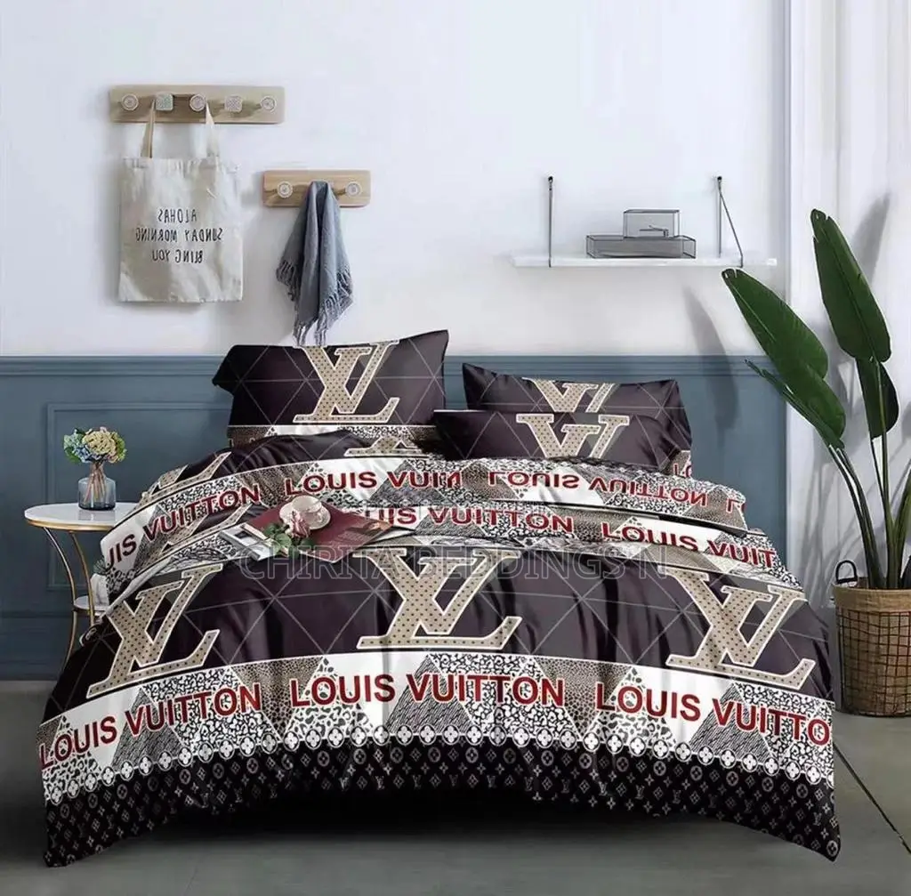 Bedsheet and 4 Pillowcases