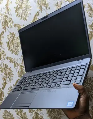 Laptop Dell Latitude 5400 12GB Intel Core I5 SSD 256GB