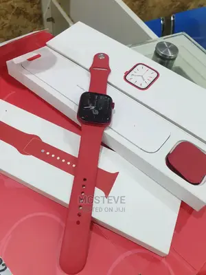 Apple Watch Series 7 45MM GPS Red