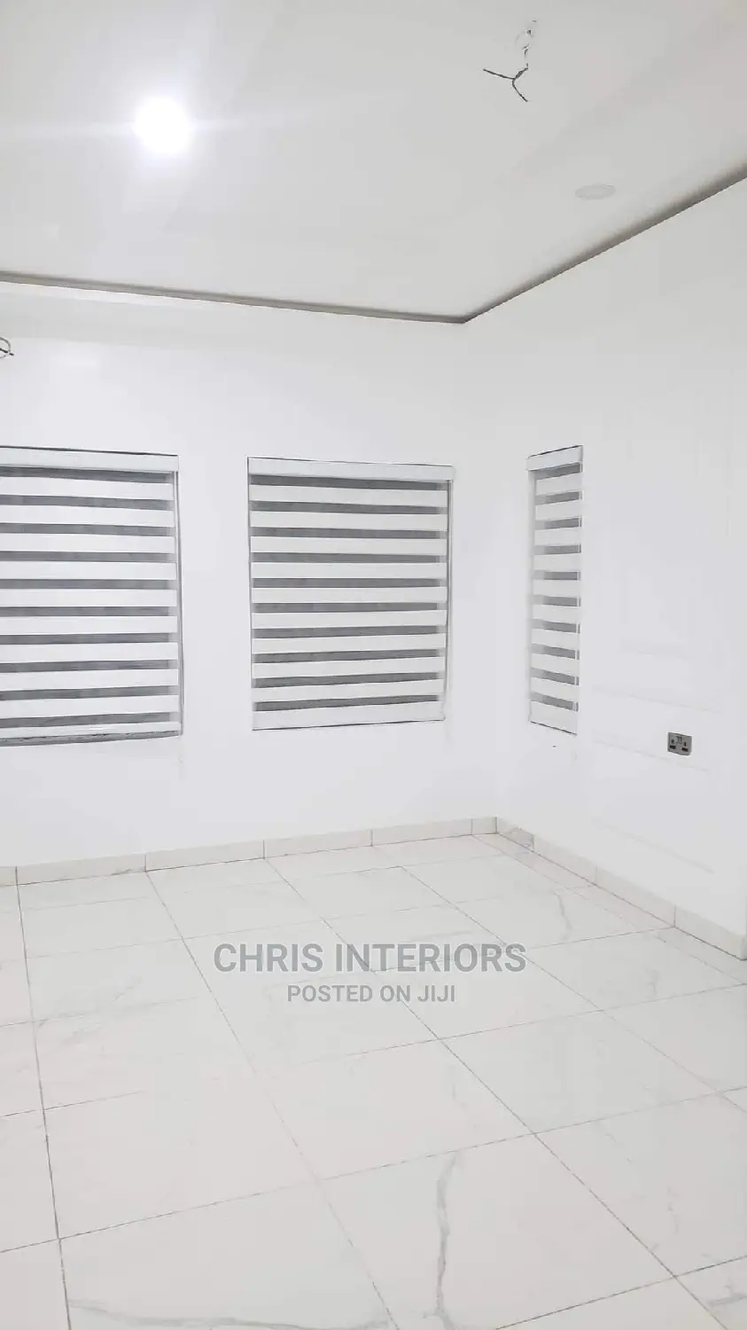 Blind Curtain Interior