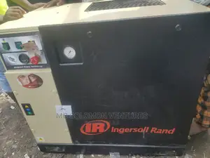 Ingersoll Rand Screw Air Compressor 12.1kw=16hp