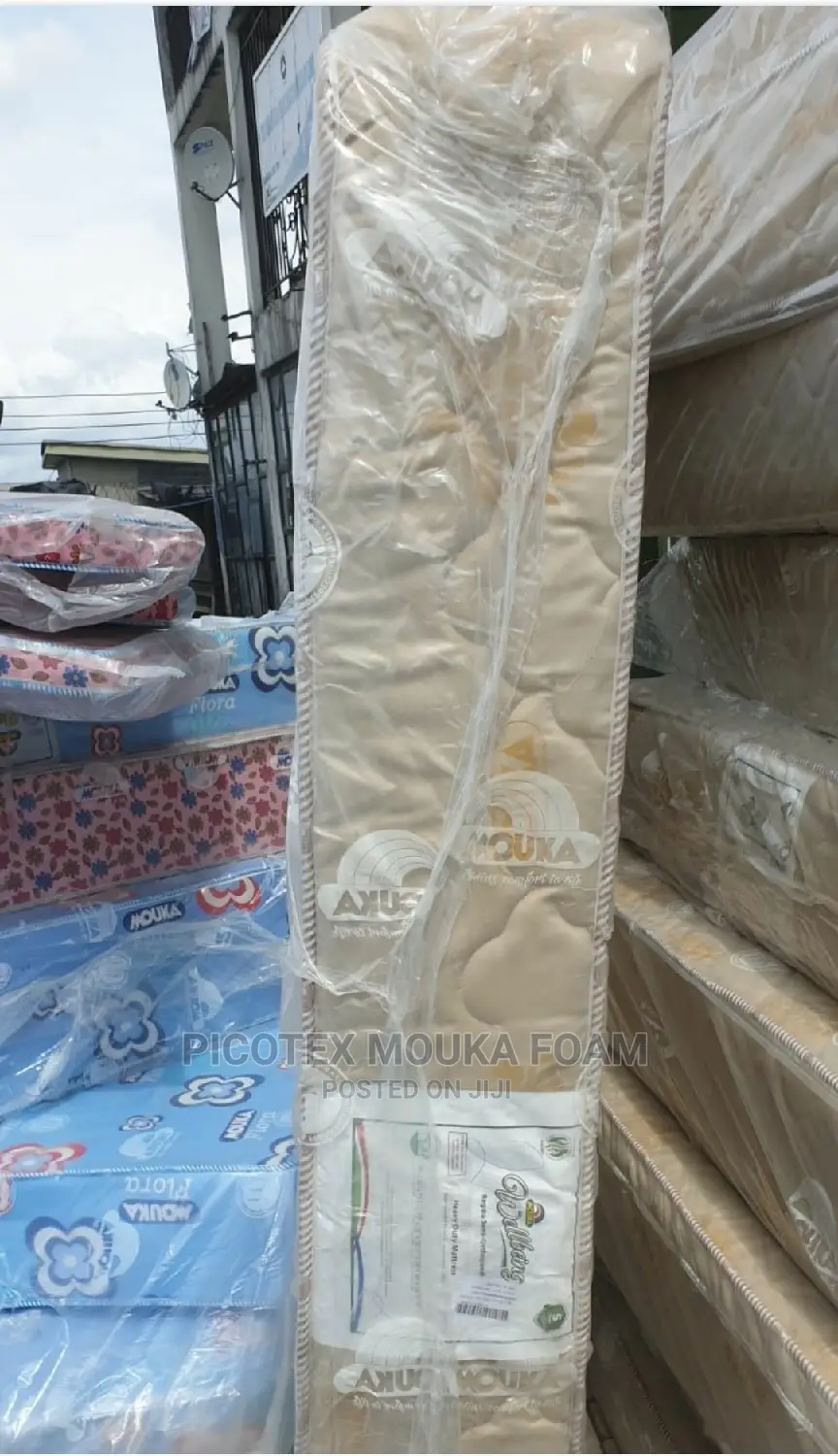 Mouka Foam Distributor