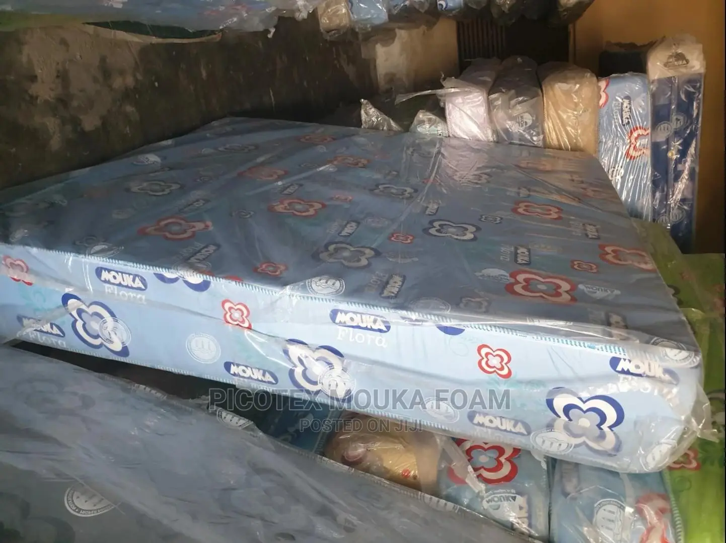Mouka Foam Distributor