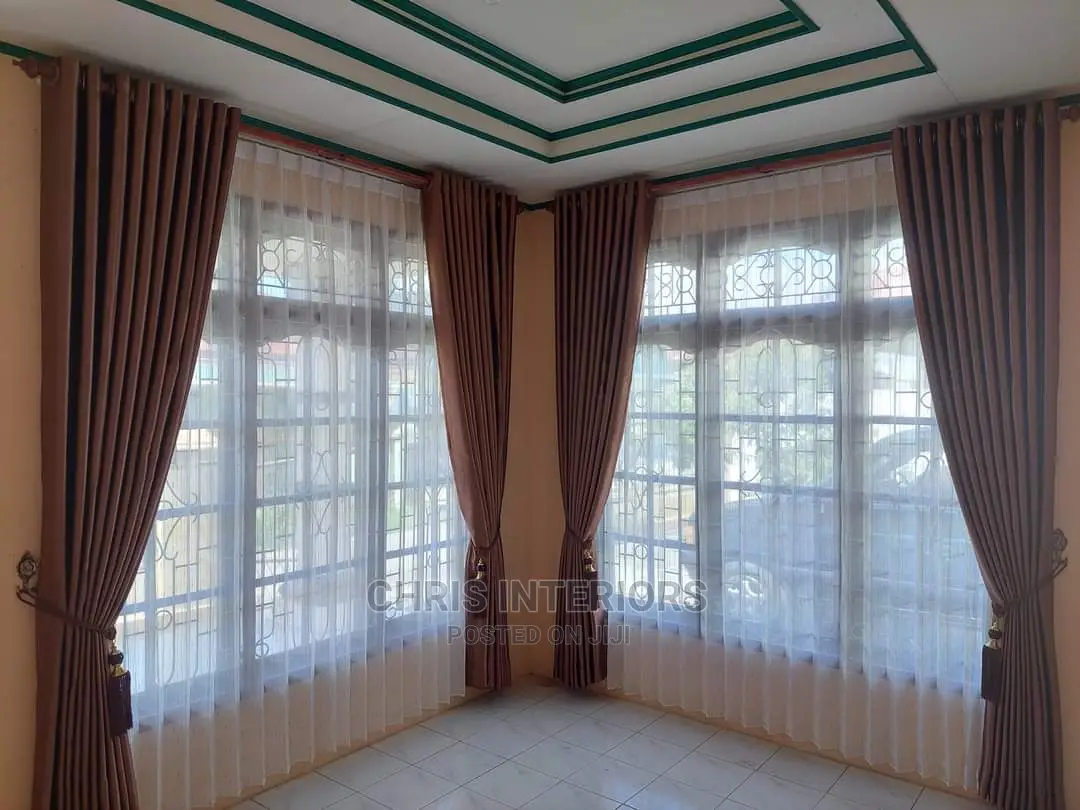Curtain Window