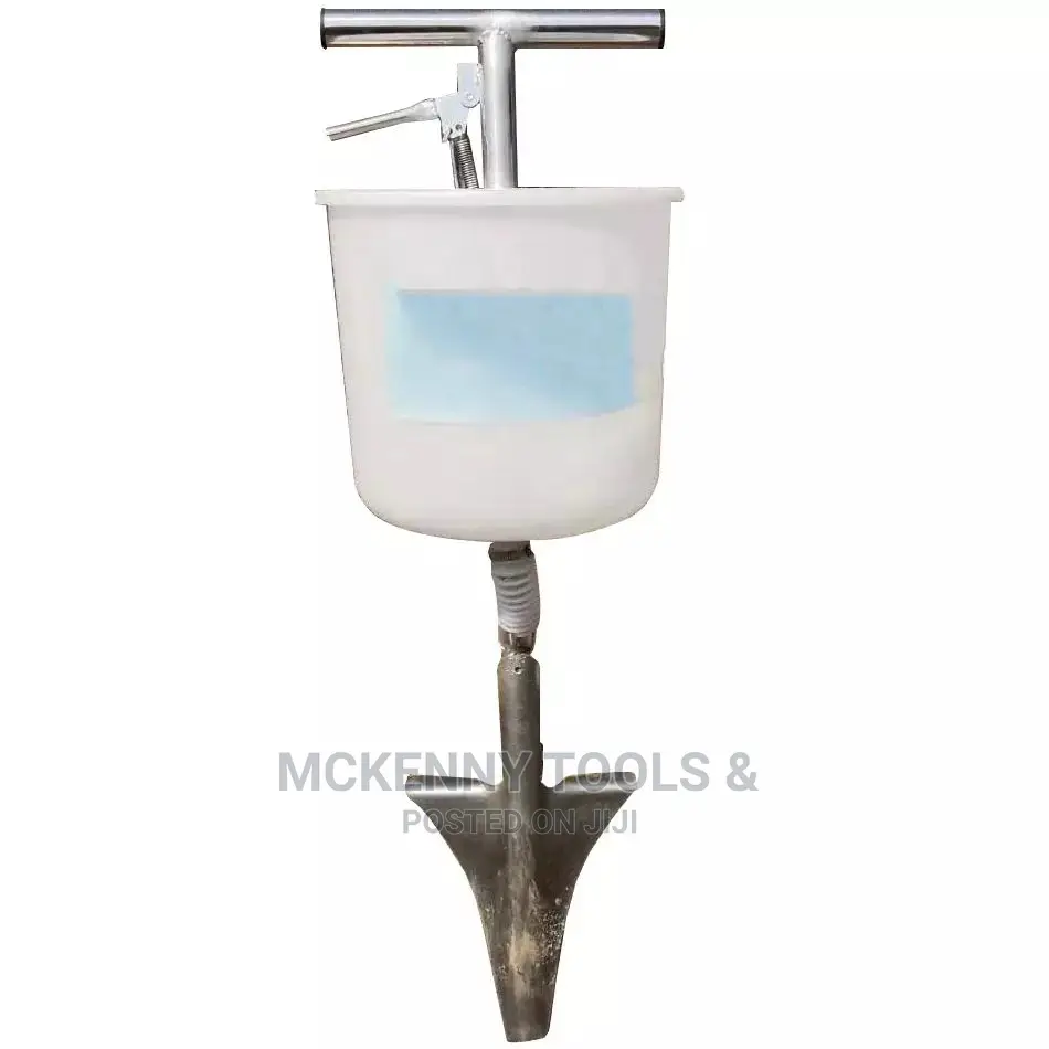Shovel Fertilizer Applicator
