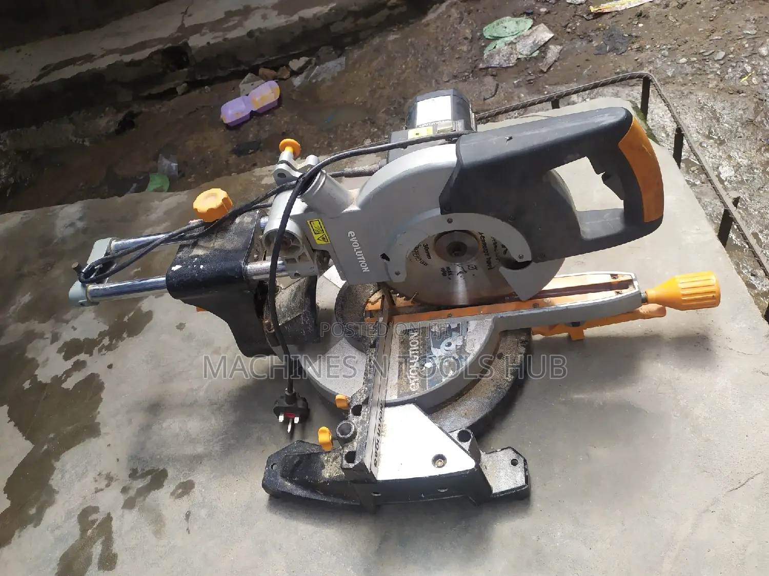 Evolution Slide Mitre Saw 10"