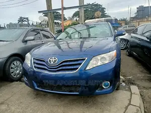 Toyota Camry 2011 Blue