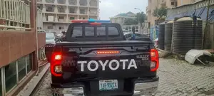 Toyota Hilux Boot Cover 2021