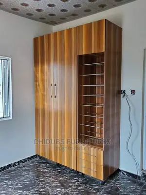 Unique 4by7 Wardrobe