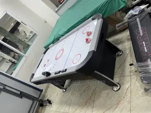 6ft Airhockey Table With Digital and Manual Counter