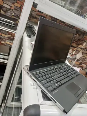 Laptop Dell Latitude 3330 4GB Intel Core I3 HDD 320GB