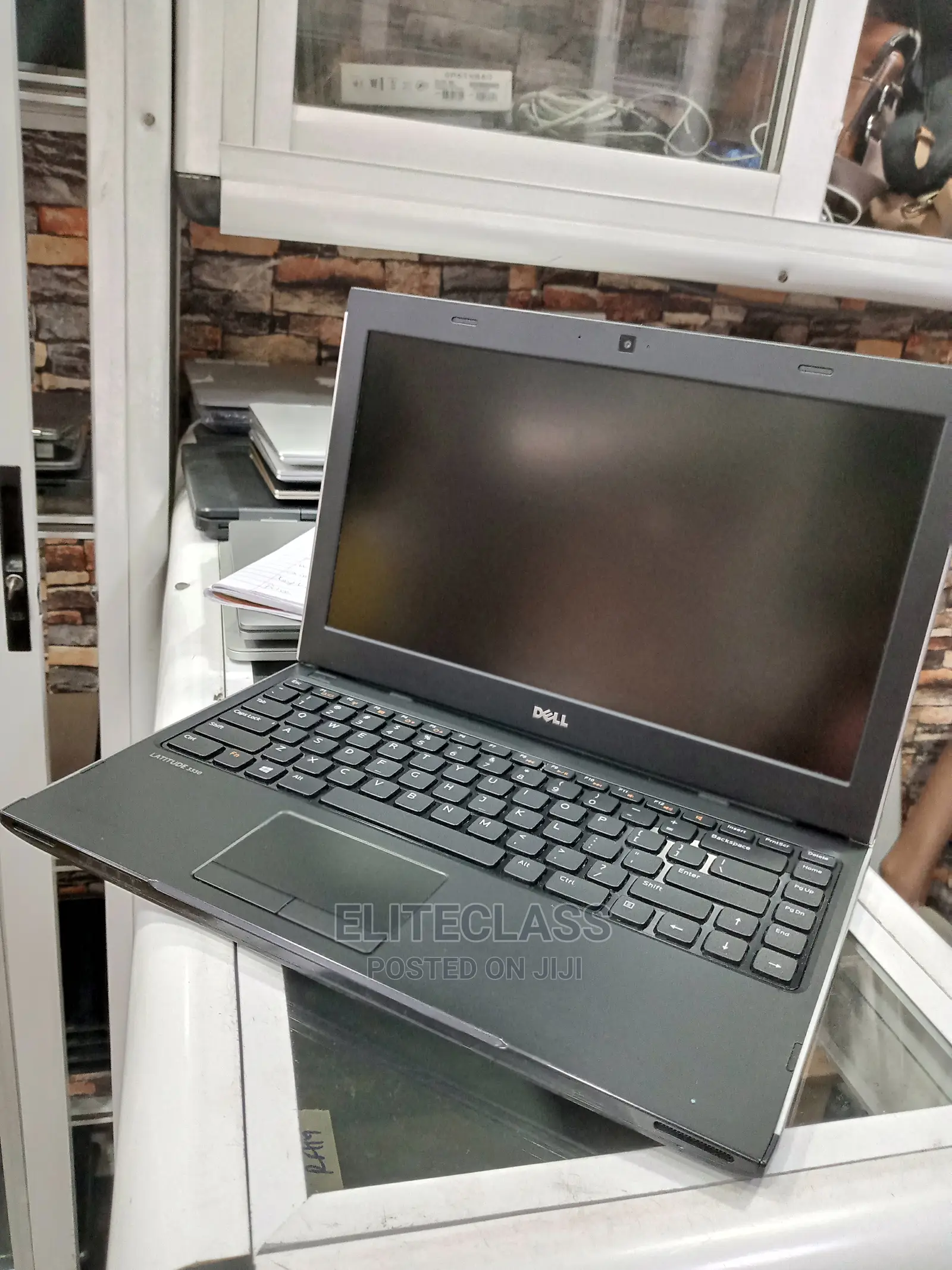 Laptop Dell Latitude 3330 4GB Intel Core I3 HDD 320GB