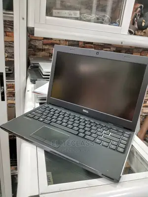Laptop Dell Latitude 3330 4GB Intel Core I3 HDD 320GB