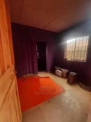 Studio Apartment in Bariga for rent