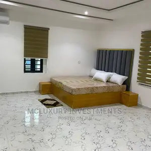Furnished 2bdrm Block of Flats in Ikate Lekki Phase 1. for rent