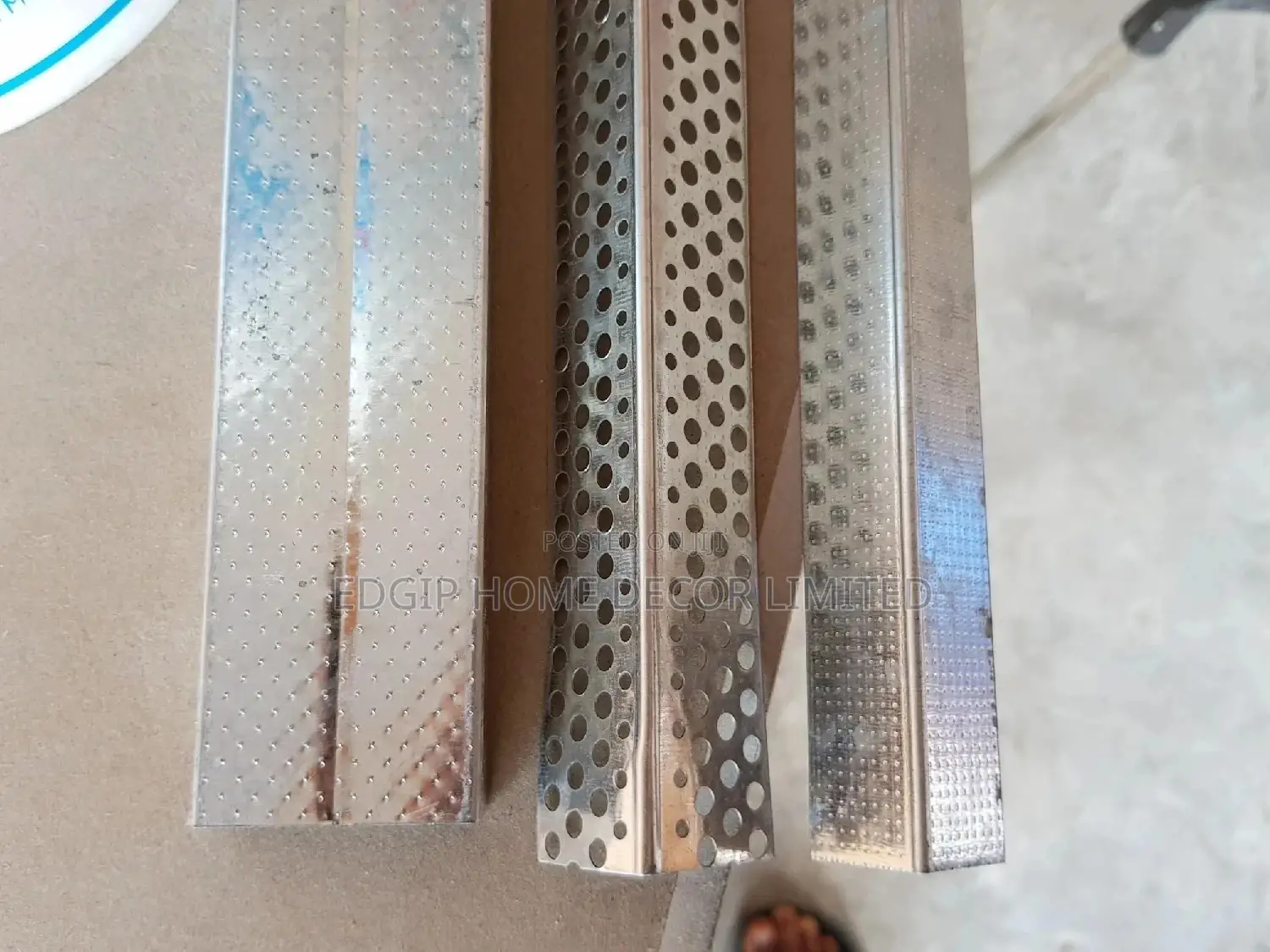Profile, Wall Angle Corner Bead Hanger