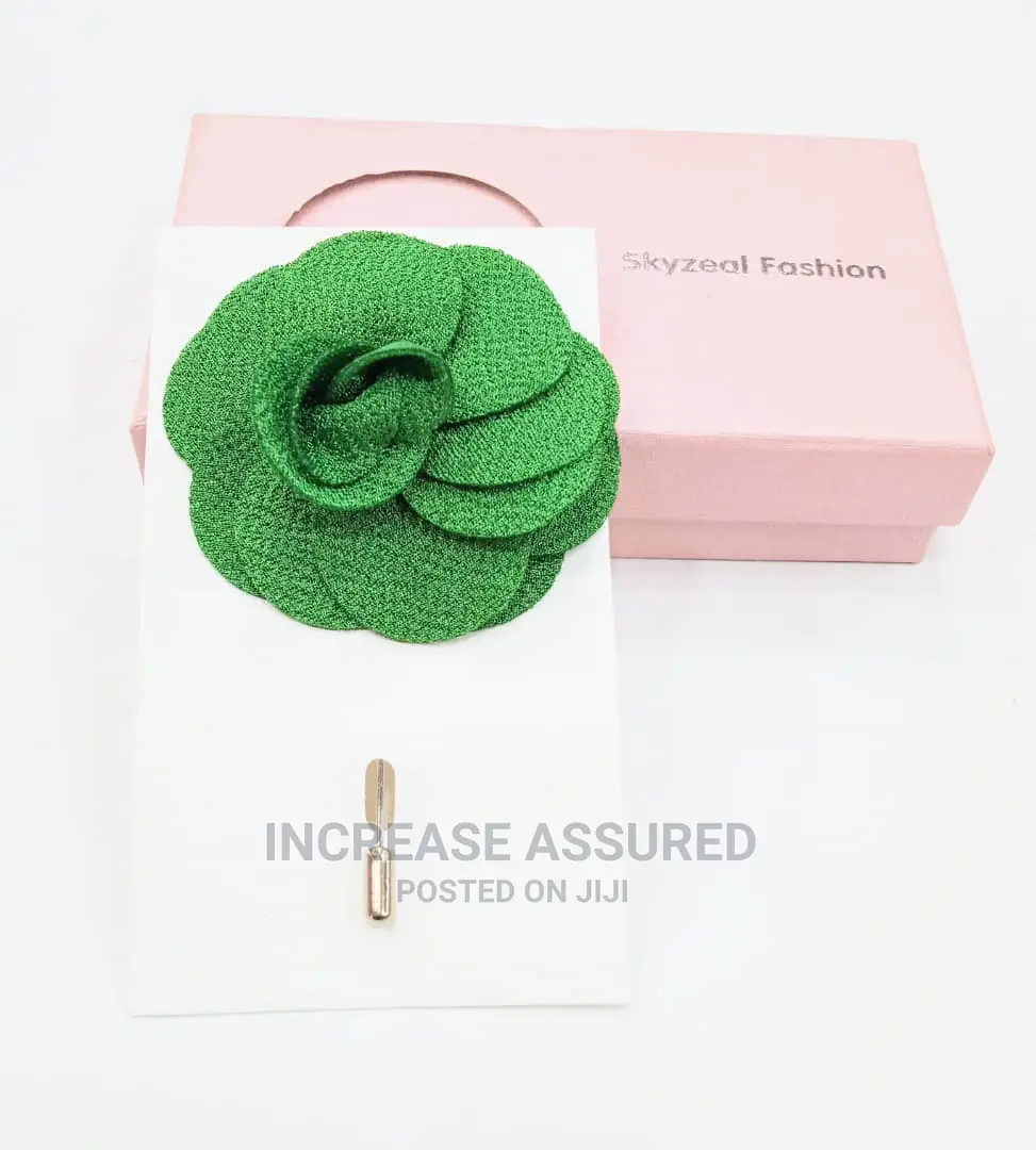 Pin Up Lapel Rose to Shirts and Suits.