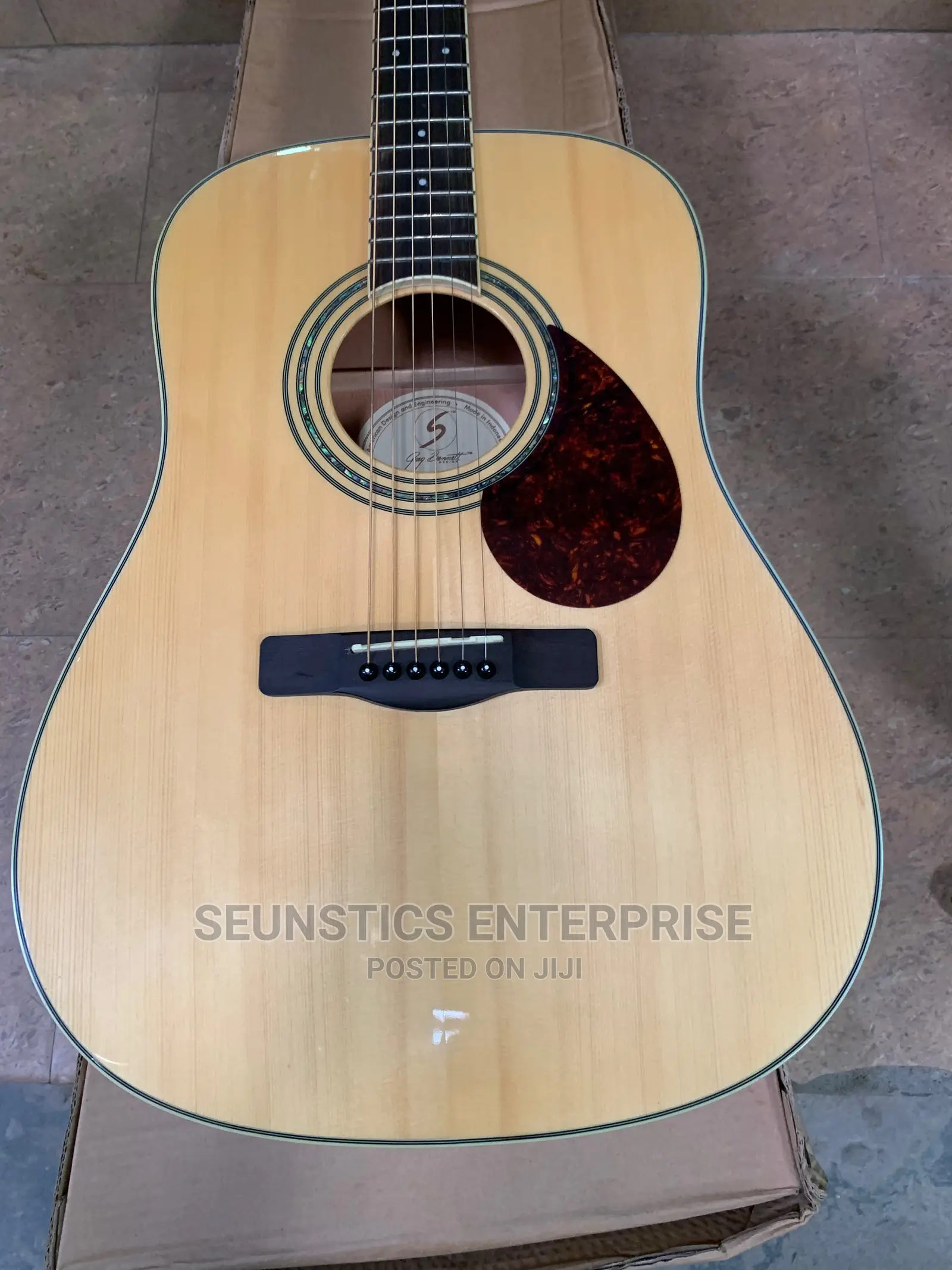 Samick Greg Bennett Electro Acoustic Guitar