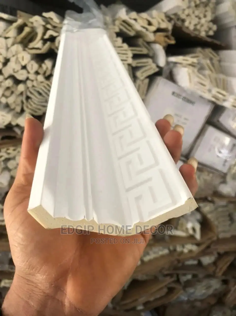 Wainscoting Polyurethane Designed Cornice