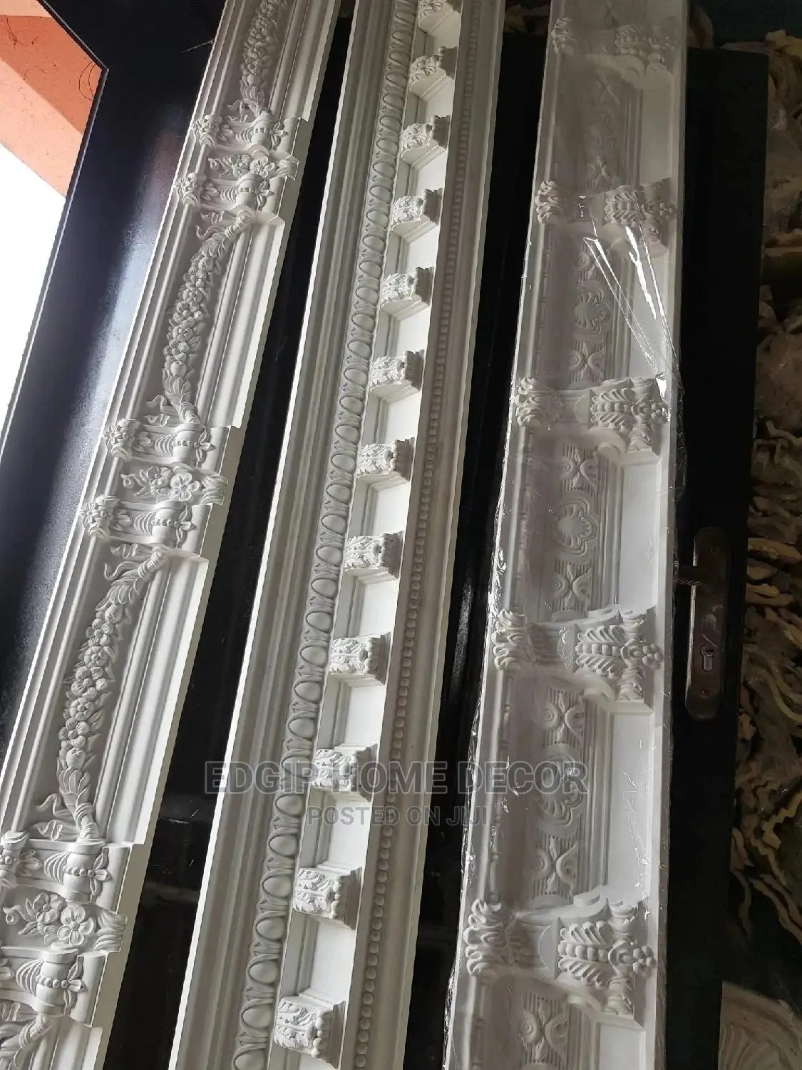 Wainscoting Polyurethane Designed Cornice