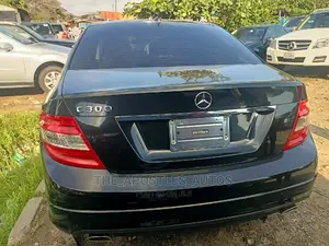 Mercedes-Benz C300 2009 Gray