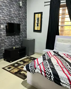 Luxurious Self-Contained Apartment for Shortlet