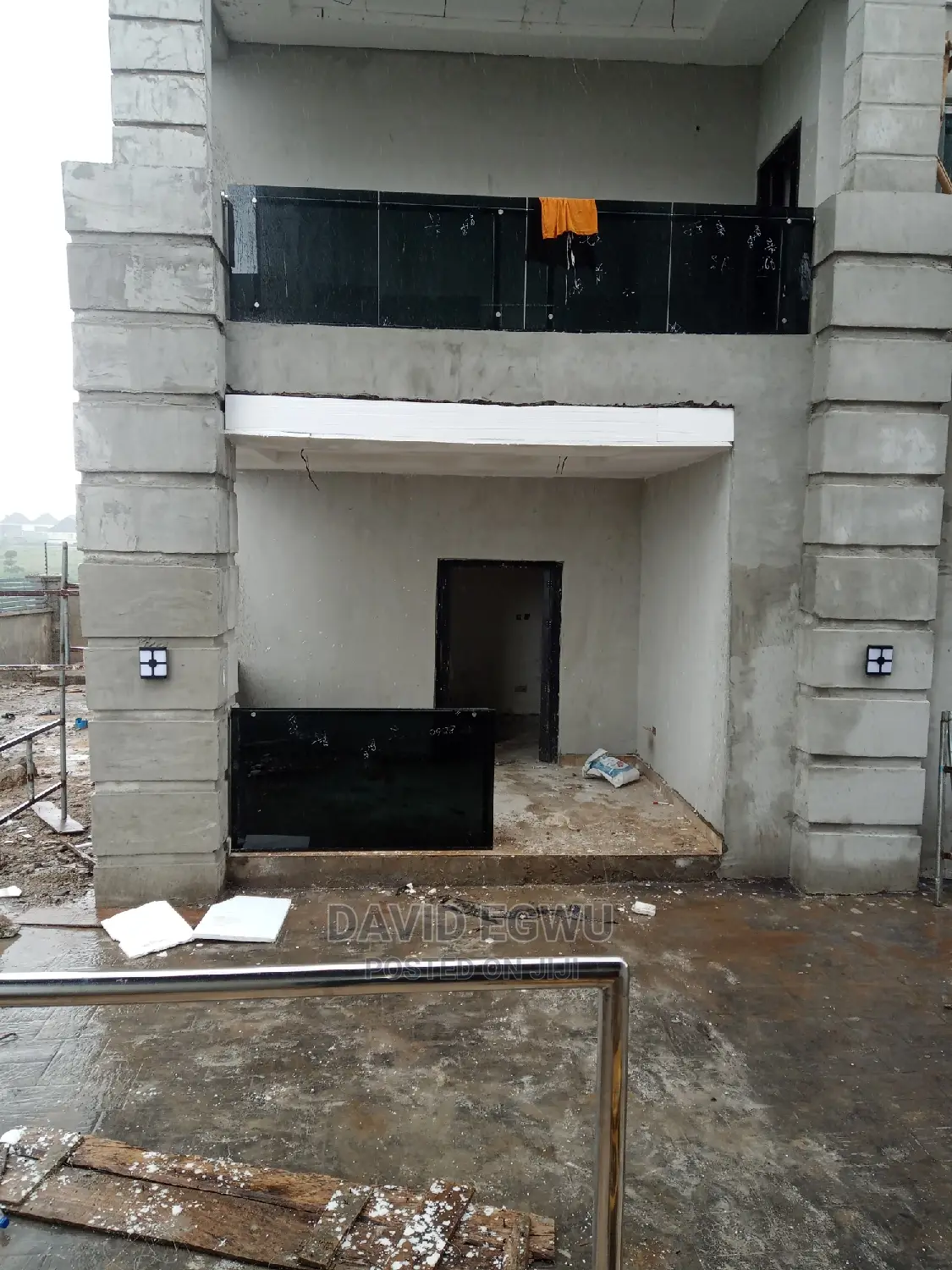 Framless Balcony With Tampered Grey Glass
