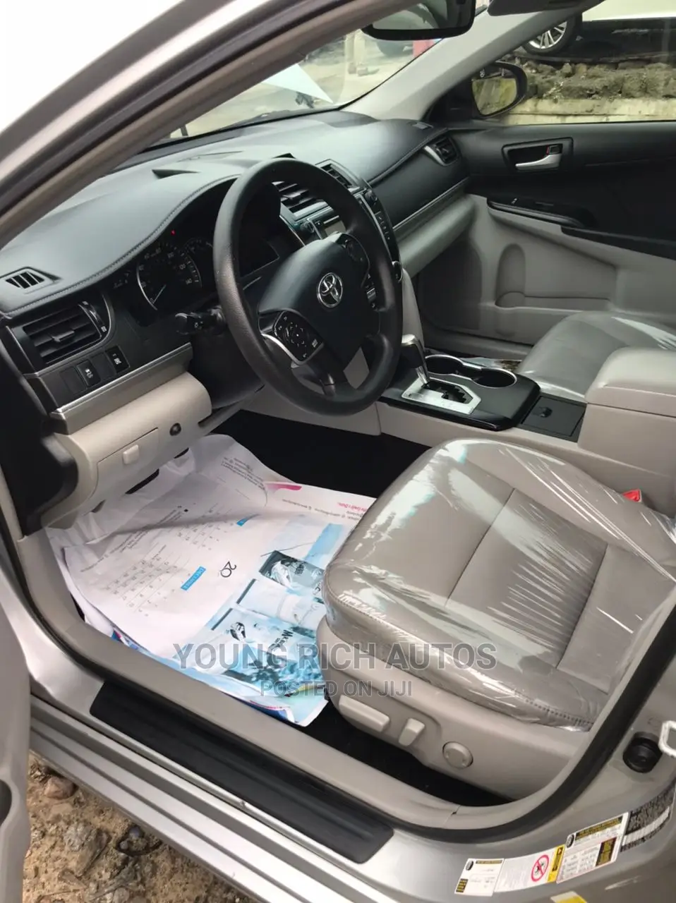 Toyota Camry 2012 Silver