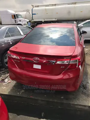 Toyota Camry 2012 Red