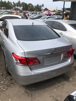 Lexus ES 350 2010 Silver