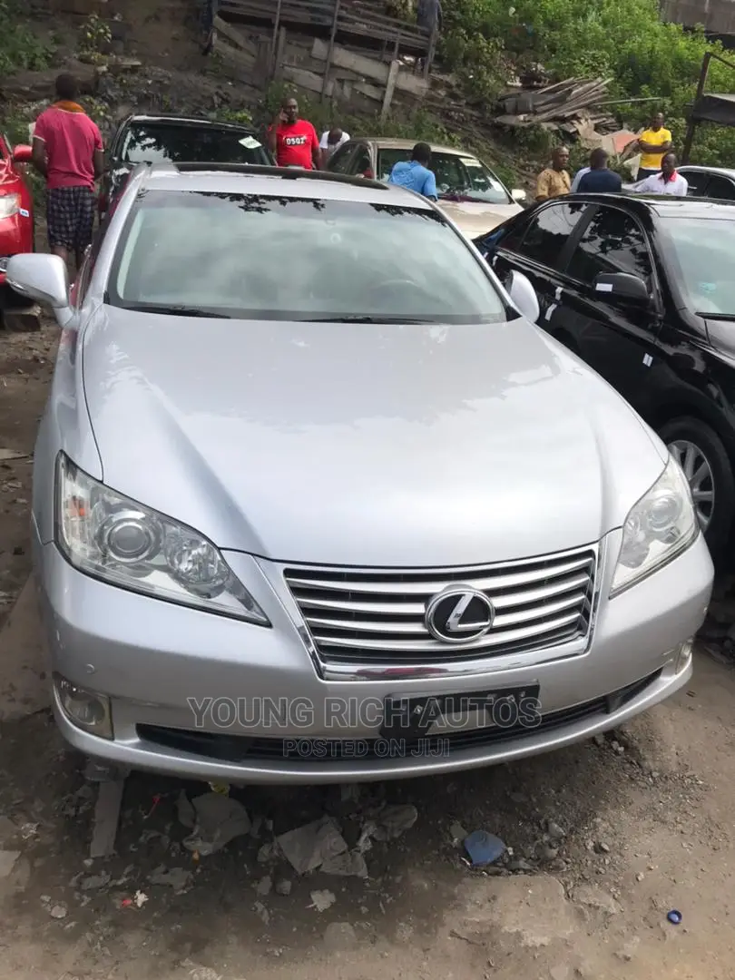 Lexus ES 350 2010 Silver