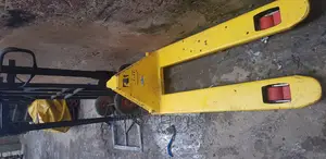 Pilate Truck
