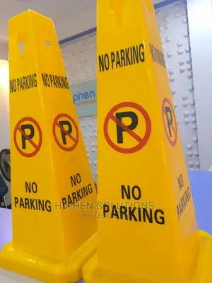 Wind Proof Safety No Parking Sign