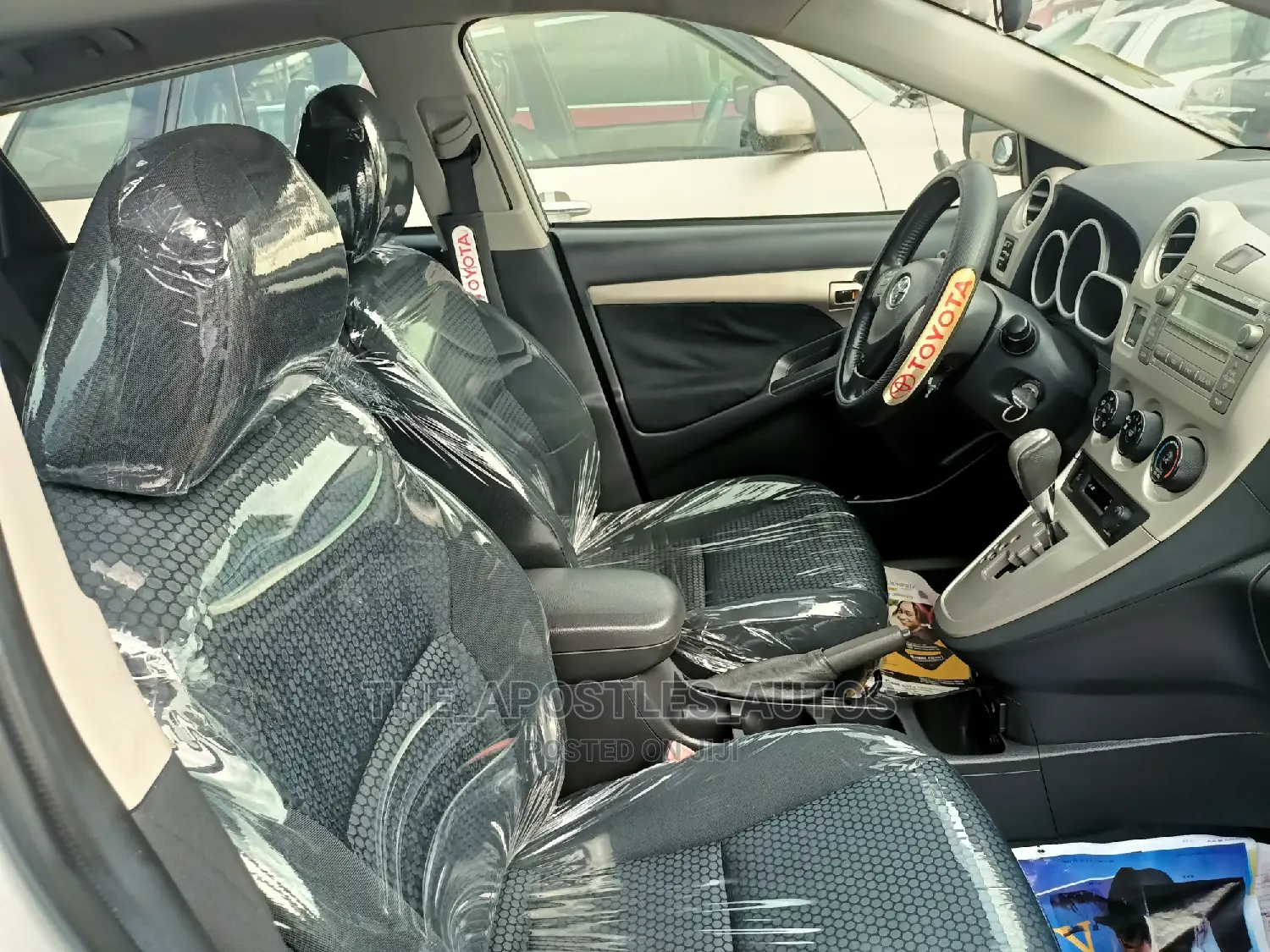 Toyota Matrix 2011 Silver