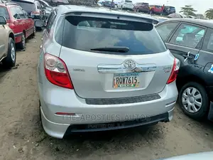 Toyota Matrix 2011 Silver