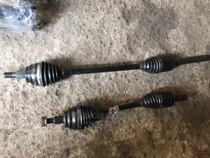 Set of Driving Shaft for Mercedes Benz ML350 and GL450 W164.