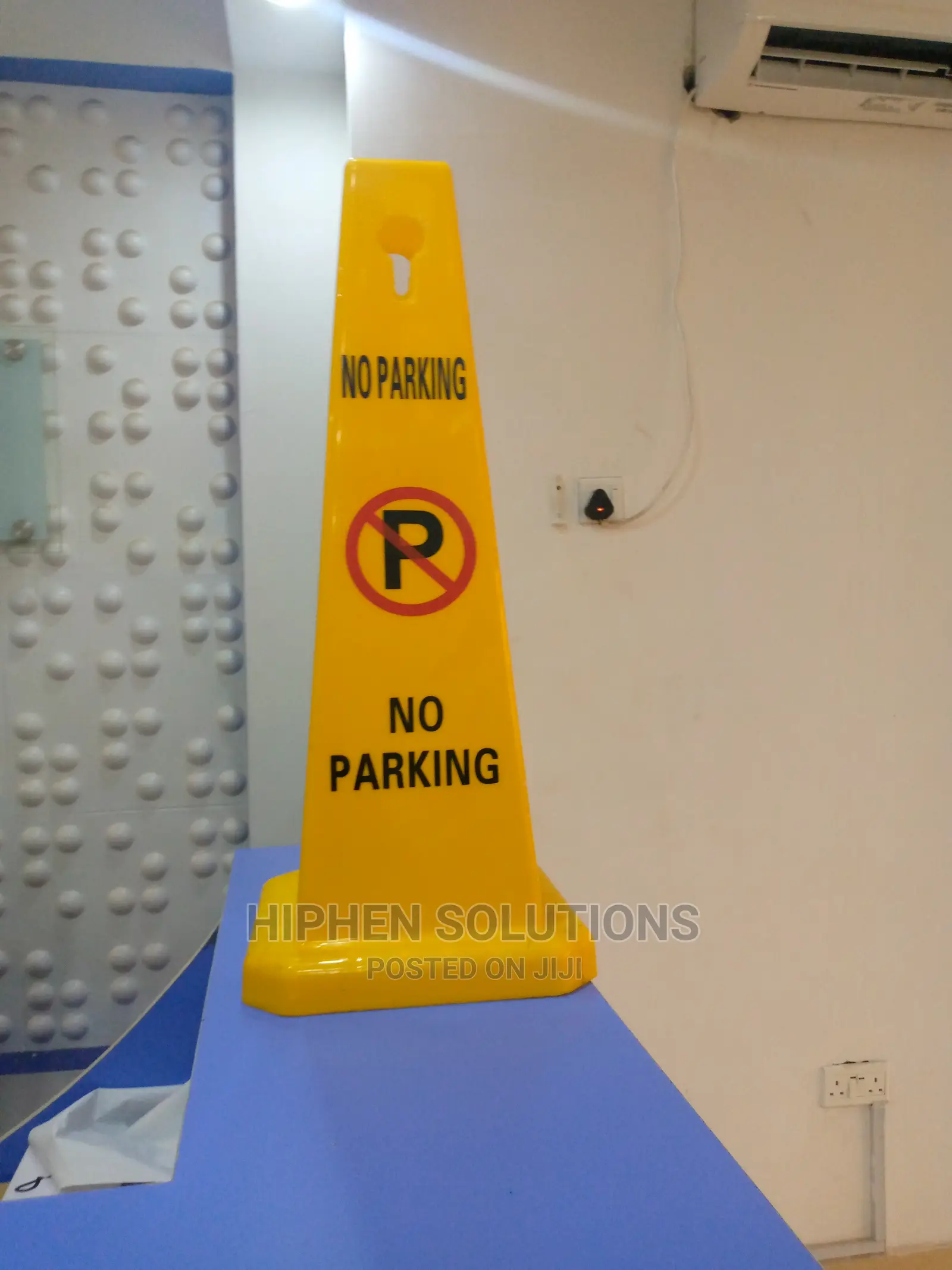 Multi Purpose No Parking Sign