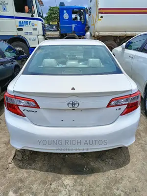 Toyota Camry 2012 White